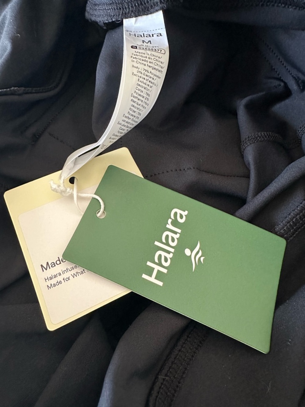 New with Tag! $55 Halara Black Cargo Pocket Leggings Sz M - Picture 9 of 12
